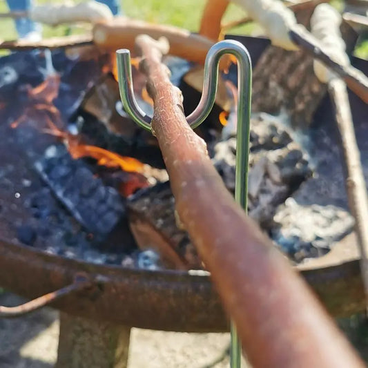 Grillspießhalter für Feuerstock & Stockbrot