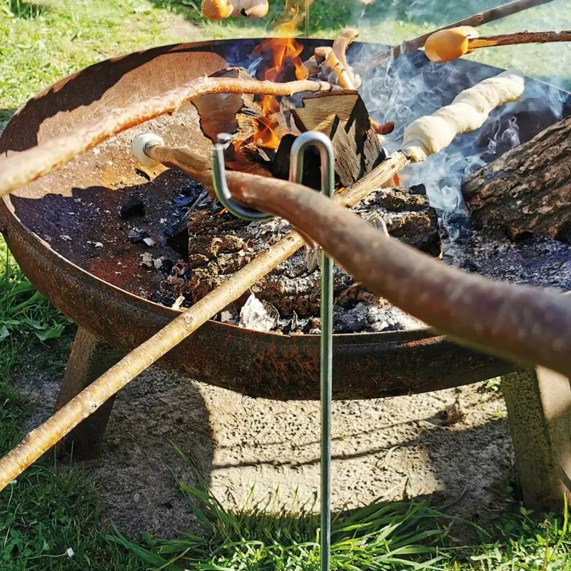 Grillspießhalter – Die praktische Halterung für deinen Feuerstock